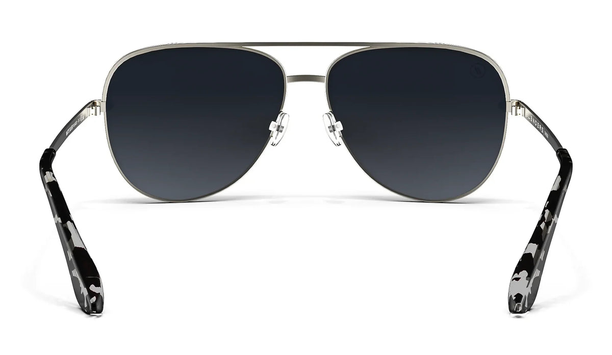Blenders Eyewear Shadow Matte Silver / Polarized Silver Platnium Lens